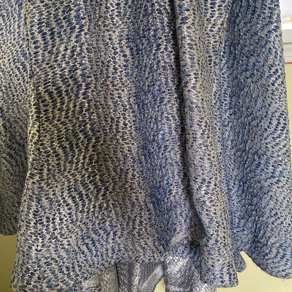 Beautiful gown - Picture 6 of 8